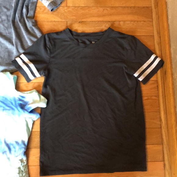 Cold shoulder lot - Picture 4 of 12